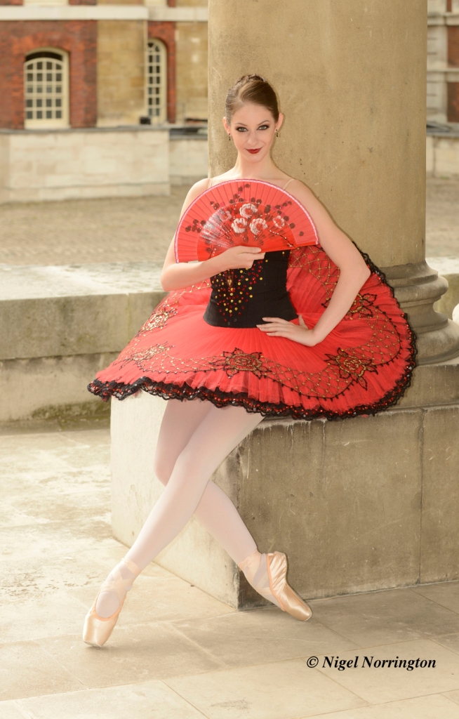 Lauretta Summerscales, ballerina