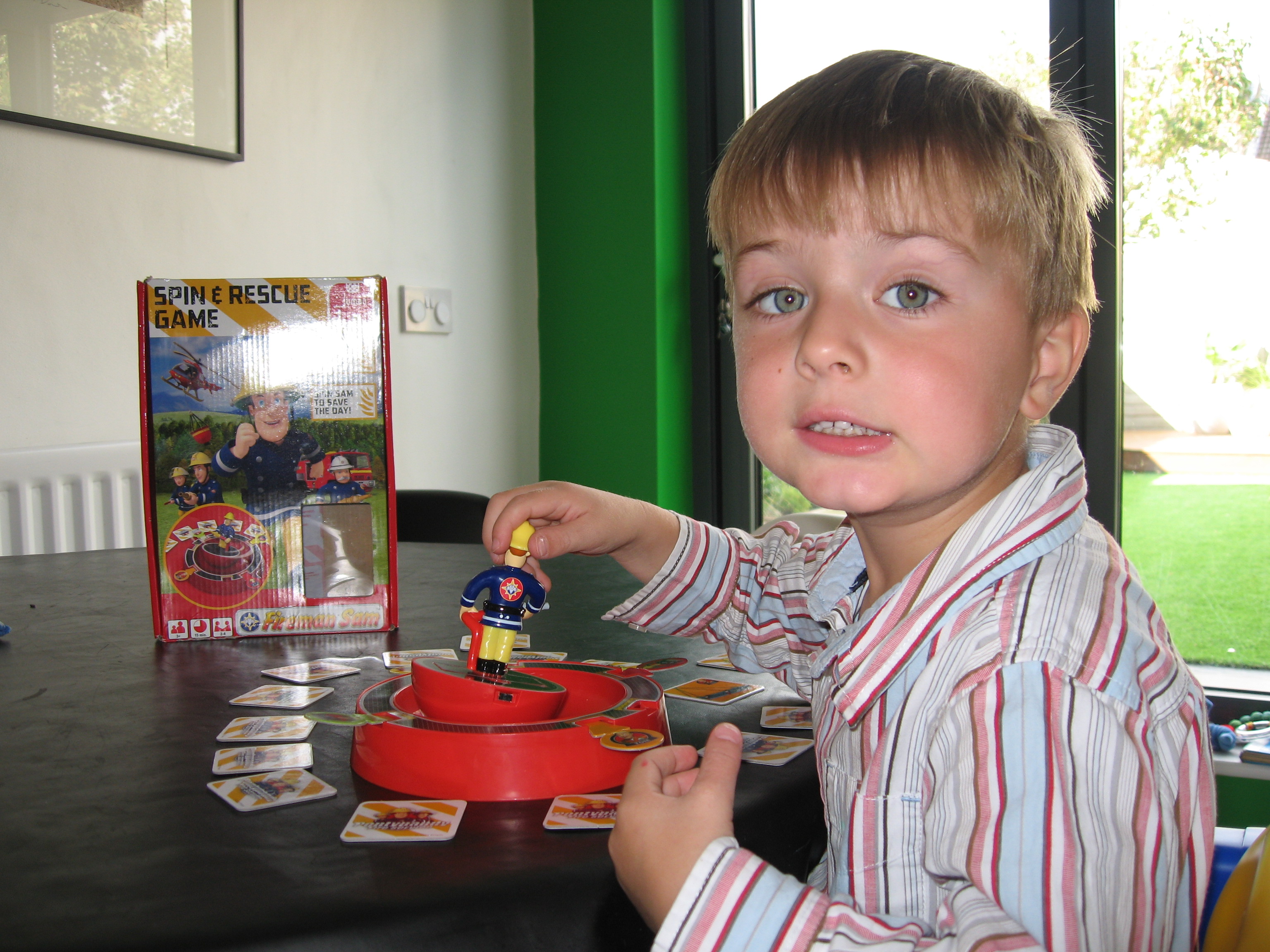 Fireman Sam Spin & Rescue Game