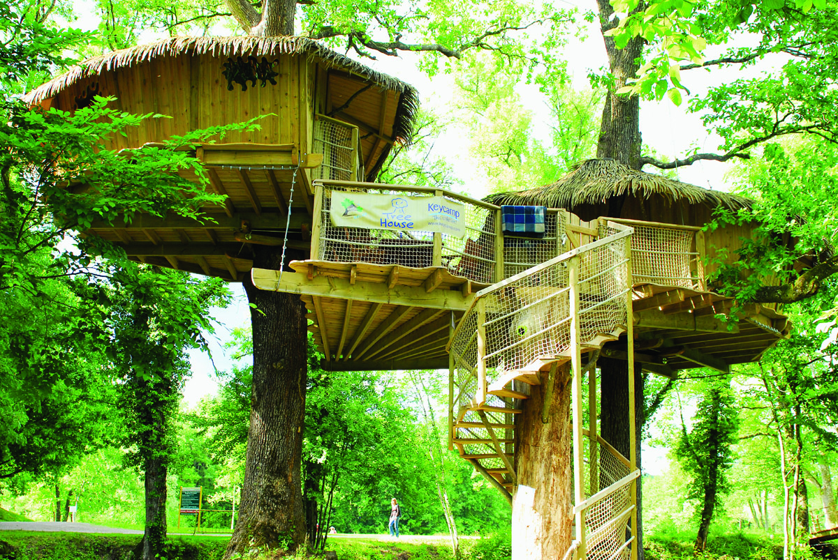 Keycamp tree house