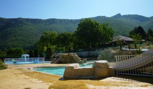 pool at val de cantobre